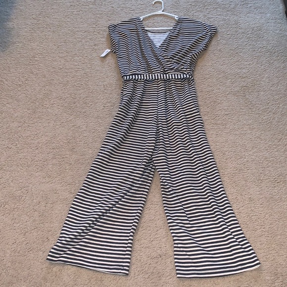 Old Navy Size Medium Pant Jumper - Picture 1 of 1